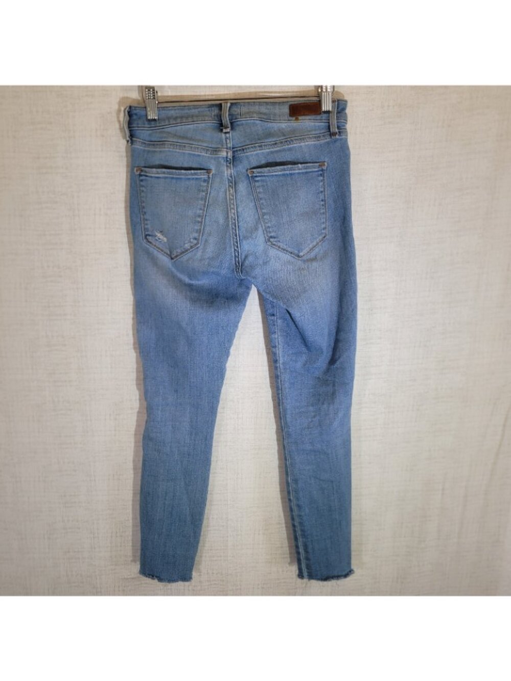 Abercrombie Fitch Harper Low Rise Ankle Jeans Womens 26 Distressed Embroidered - Picture 2 of 7